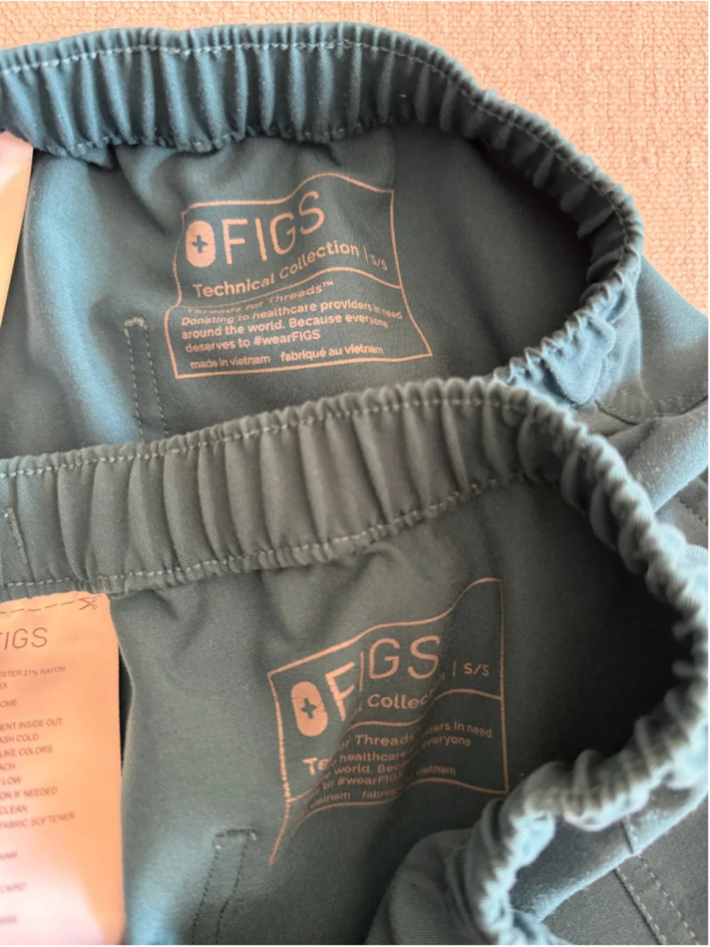 Figs Cairo Straight-Leg Scrub Pant Caribbean Blue Mens medium 2 pair